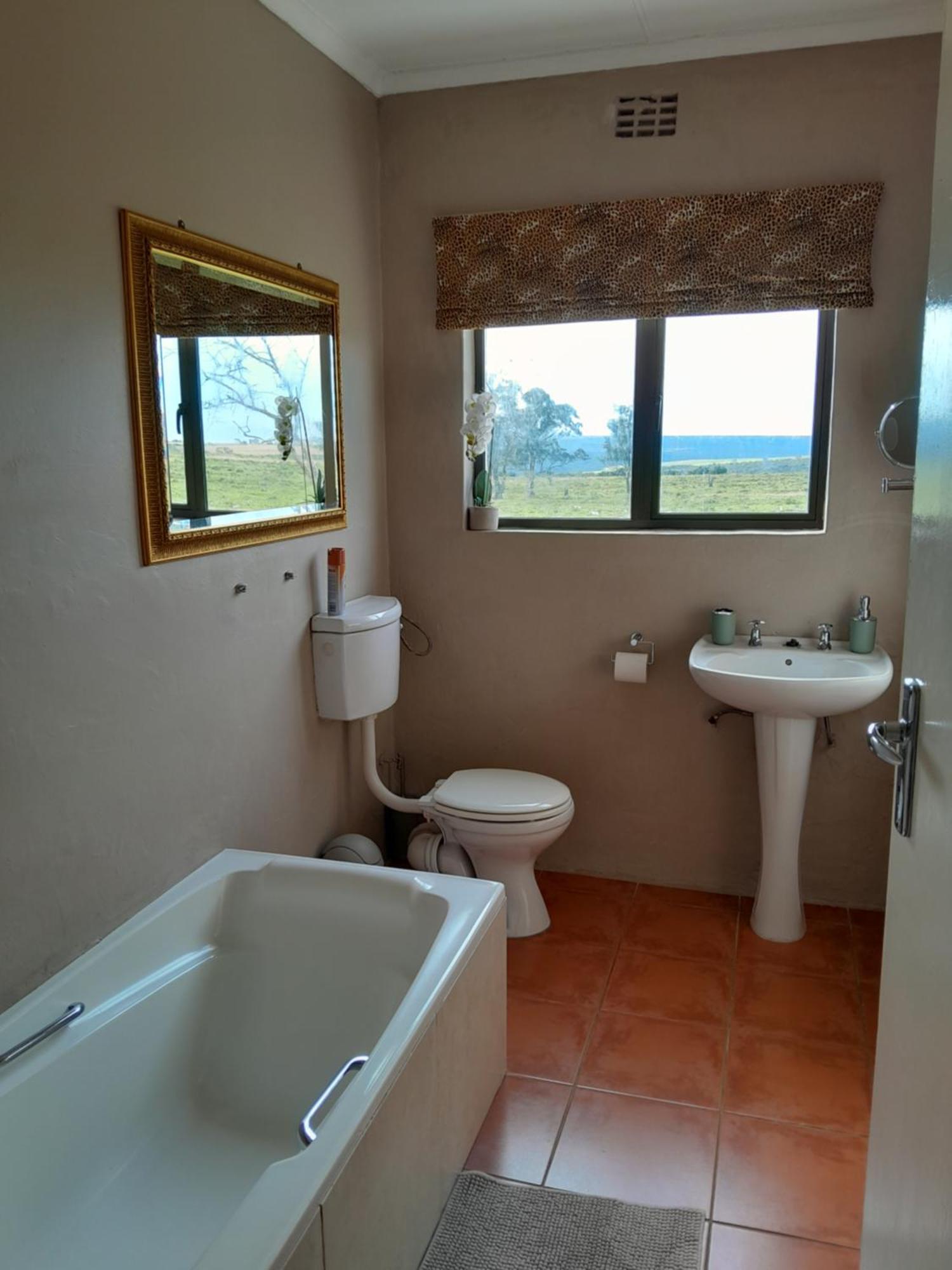 The Ranch House At African Safari Lodge Grahamstown Exterior foto